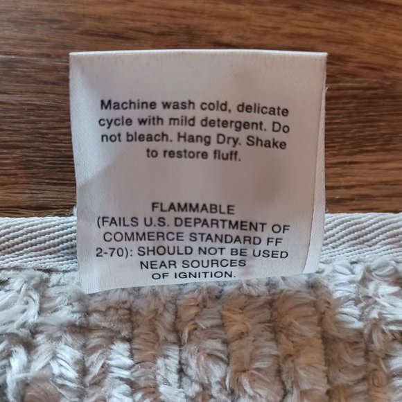 Bathroom Rug, Medium Gray Color, 20 inches x 36 inches - Picture 4 of 6